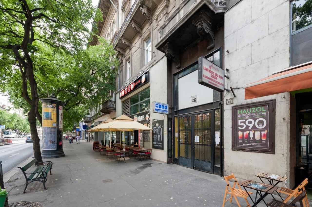 Central Seven Erzsebet Krt Budapest Exterior foto